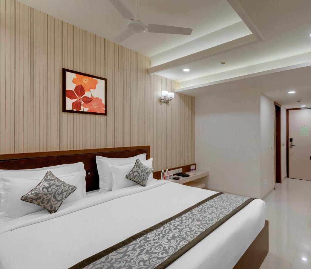 Click Collection Jaipur, Sindhi Camp Hotel Exterior foto